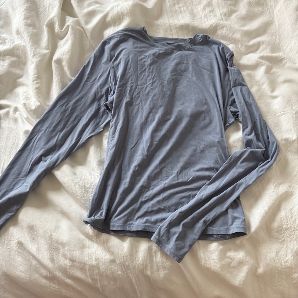 Skims Soft Smoothing Seamless Long Sleeve T-Shirt - Light Blue
